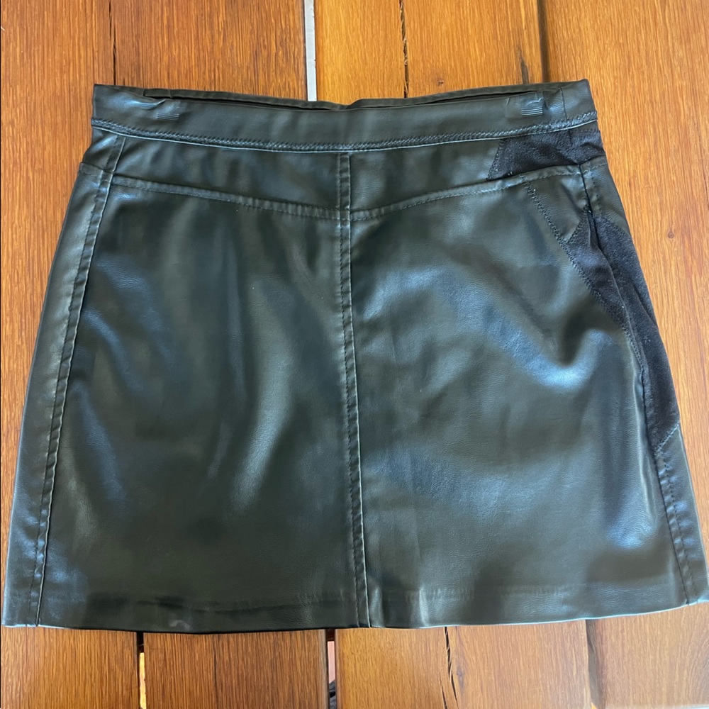 in very good condition, probably worn one time